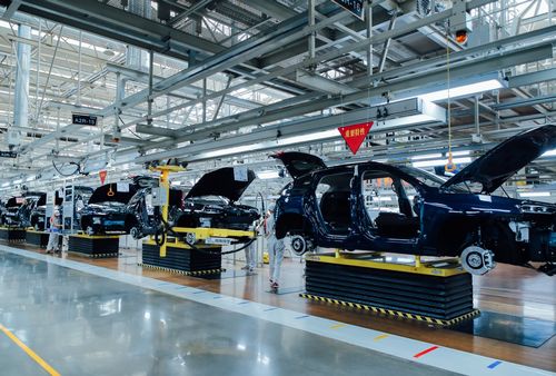 2021車圈熱詞盤點 華為、混動、OTA，個個火遍汽車圈